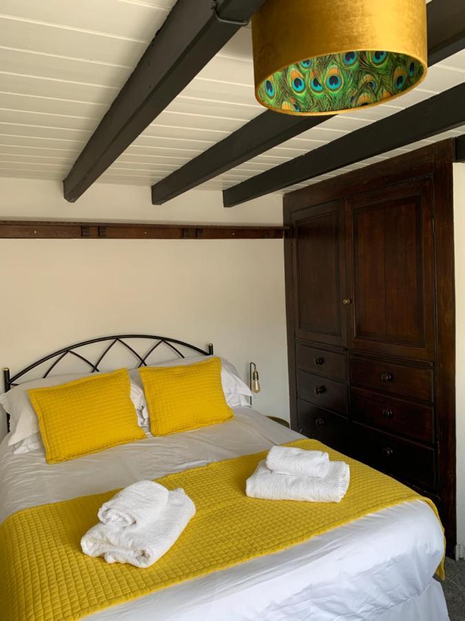וויטבי Award Winning Pet Friendly Paddock Cottage מראה חיצוני תמונה